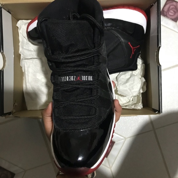 Jordans - Picture 4 of 5